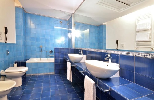 Fuorigrotta Hotel | Palazzo Esedra