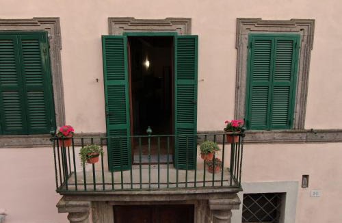 Capranica Apartment | Palazzo Forlani