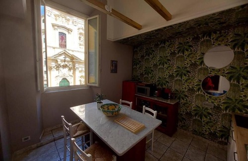 Rione VIII Sant'Eustachio Apartment | Palazzo Franchi, noble and elegant mansion a few steps from the Pantheon