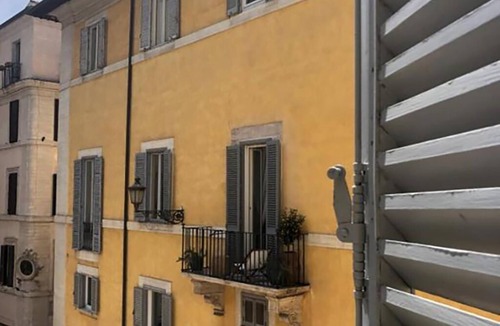Rione VIII Sant'Eustachio Apartment | Palazzo Franchi, noble and elegant mansion a few steps from the Pantheon