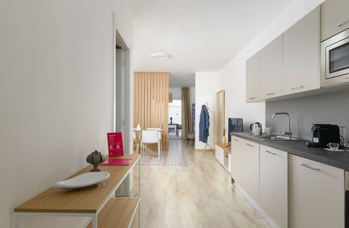 Municipio 1 Apartment | Palazzo Murat - One-bedroom Apartment With Terrace by Wonderful Italy