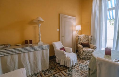 Fermo House | Palazzo Romani Adami