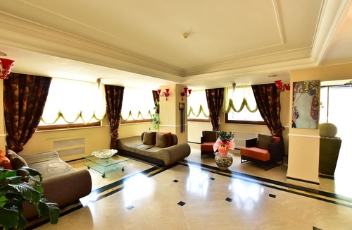 Torre del Greco Hotel | Palazzo Rosenthal Vesuview