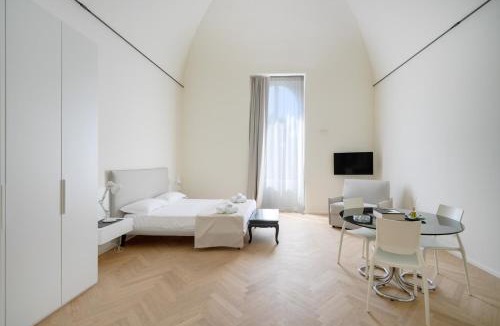 Torre a Mare Apartment | PalazzoTorre 102 - Luxury suite with tower view
