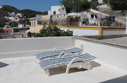Ponza House | Pamanuva - Villa/Casa Ponzese with a breathtaking view of the port.
