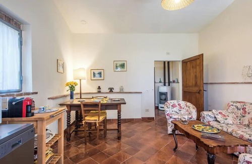 Ponte di Gabbiano House | Panoramic guesthouse in the Siena hills