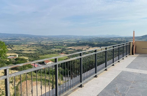 Campagnatico Apartment | Panoramic apartment - Authentic Tuscany.
