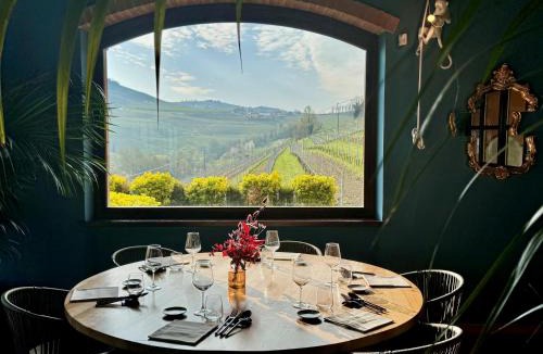 Treiso Hotel | Panoramic Villa Garassino - country rooms and fine restaurant