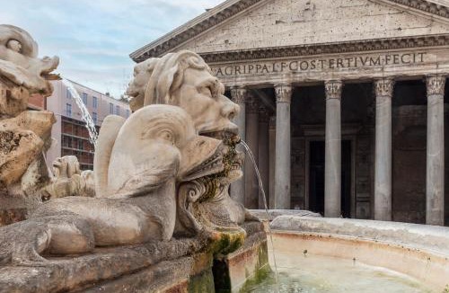 Rione VIII Sant'Eustachio Apartment | Pantheon View Apartment