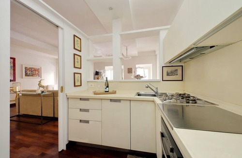 Rome City Centre Apartment | Pantheon view in the heart of Rome
