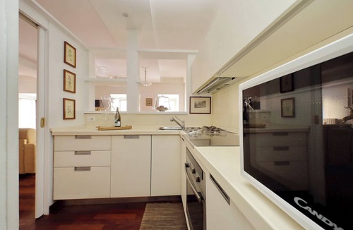 Rome City Centre Apartment | Pantheon view in the heart of Rome