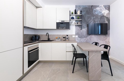 Milan Apartment | Parcheggio gratuito - New 1BDR con Terrazzo