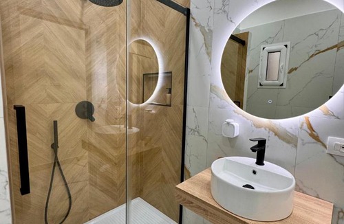 Naples Apartment | Partenope House 24