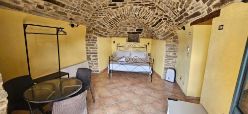 Castelmezzano House | PASCHIERE by Keyhole Selection