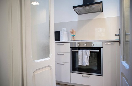 Ortona Apartment | Passetto De Lectis - One Bedroom Apartment, Sleeps 2