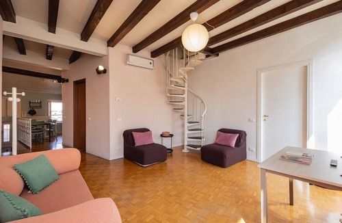 Pavia Apartment | Pavia City Center - Vittoria10!