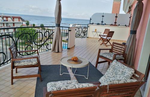 Martinsicuro Apartment | Penthouse on the Adriatic Sea