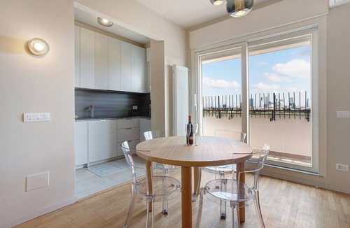 Tre Torri Apartment | Penthouse Parco Sempione – Milan with Wi-Fi and Air Conditioning