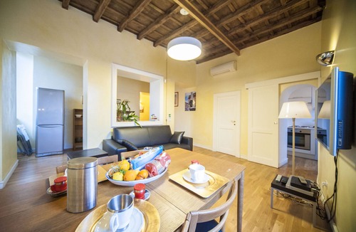 Rione VIII Sant'Eustachio Apartment | Penthouse with fantastic views of the monuments of Rome!nFree wi-fi