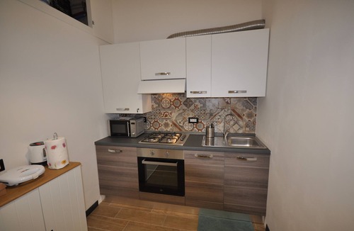 Castelletto Apartment | Perdianahouse Waterfront large apartment in elegant setting