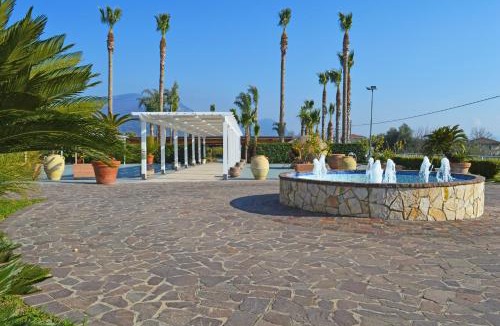 Capaccio Scalo Hotel | Perla Hotel e Garden - Free Parking and Pool - Open area with Beautiful view of the Landscape