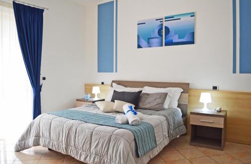 Capaccio Scalo Hotel | Perla Hotel e Garden - Free Parking and Pool - Open area with Beautiful view of the Landscape