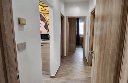 Pescara Apartment | Pescara Seaside Cottage. Waterfront apartment for vacation rental.