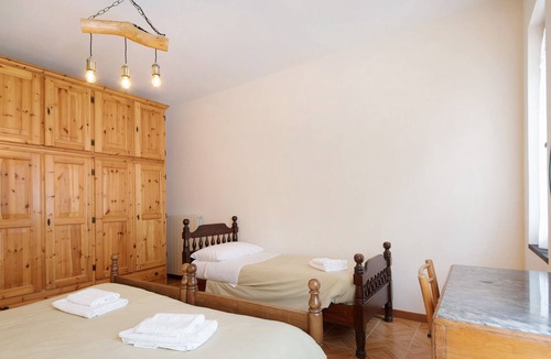 Borzonasca Apartment | Pet-Friendly Apartment with Mountain View, Shared Pool & Wi-Fi