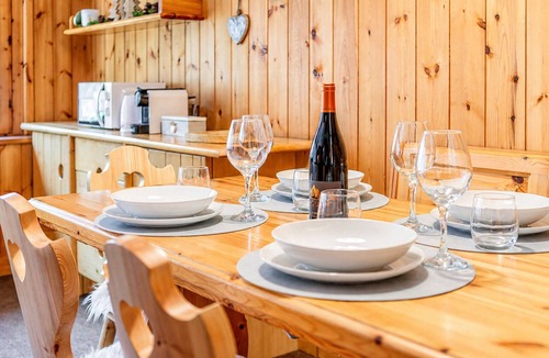 Gressan Apartment | Petit Chalet Pila- Apartment on the slopes