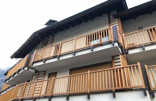 Courmayeur Apartment | PETITE MAISON a 50 passi dalla funivia !