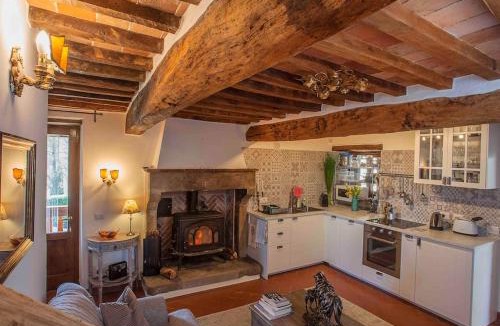Anghiari Apartment | Pevoni - 1 Bed apartment with stunning Tuscan views
