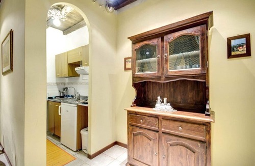 Rione VI Parione Apartment | PF Apartment 2 Bedroom- and you're in Piazza Navona CIN:IT058091C2SLMC5MBC