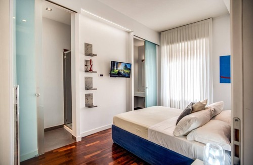 Rione IV Campo Marzio Apartment | Pgrhome RIVERSIDE NAVONA/SPANISHSTEPS 3BEDR 4BATHS