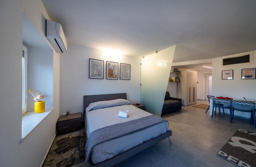 Guardiagrele Apartment | Piazza della Penna Lodge Guardiagrele