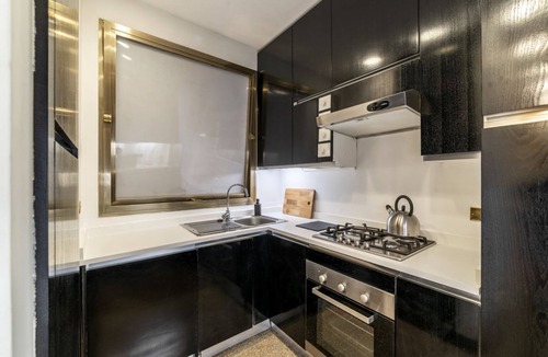 Rione IV Campo Marzio Apartment | Piazza di Spagna 90 Exclusive Apartment