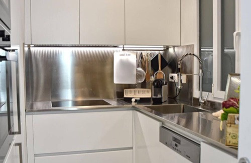 Rione IV Campo Marzio Apartment | Piazza di Spagna - Via Vittoria Home - beautiful and spacious apartment with view