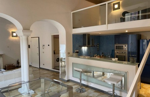 Santa Croce Apartment | Piazza santa croce, uffizzi, luxury apartment in historic building