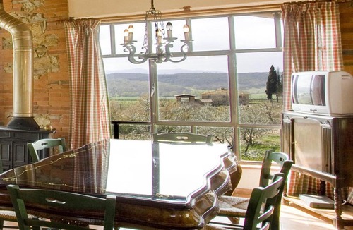 Pieve a Presciano Villa | Pieve A Presciano Villa Sleeps 6 Pool WiFi