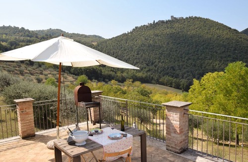 Montelaguardia Other | Pineta, stunning apartment in a farmhouse 10 minutes driving from Perugia centre