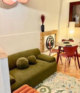 Acquasparta Apartment | Pink House - InBorgo