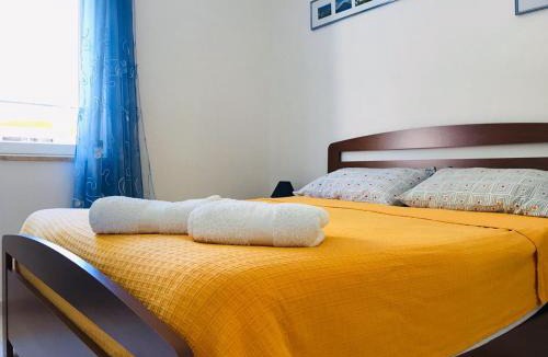 Pizzo House | Pizzo Beach Club one bed Apartments 86G