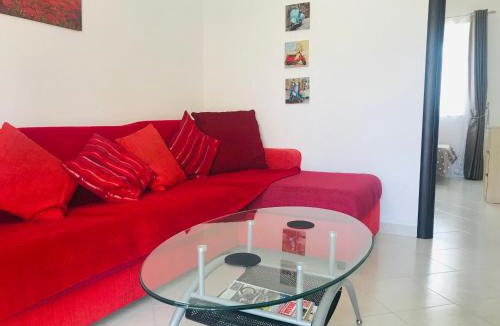 Pizzo House | Pizzo Beach Club two bed Apartments 8G