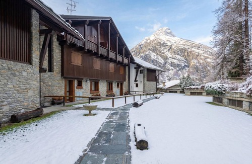 Courmayeur Apartment | Plan Gorret Beautiful Flat In Courmayeur, Courmayeur, Italy