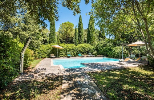 Sant'Angelo In Colle Apartment | Podere Giardino Wine & Bed – Melograno Apartment: Country House with Pool, Wi-Fi & AC