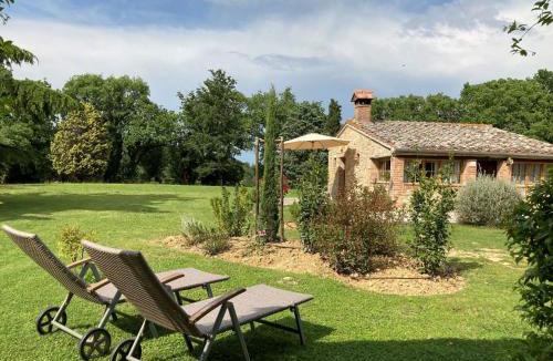 Montefollonico Apartment | Podere La Paolina Cottage