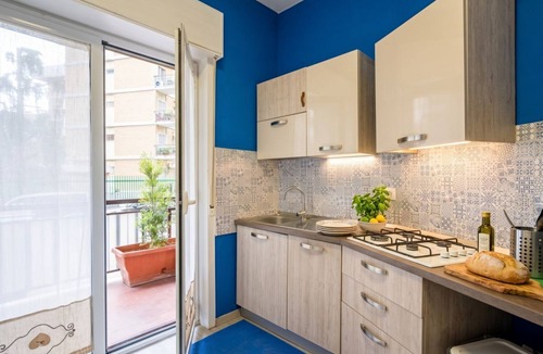 Municipio 2 Apartment | Poggio Suite - Bright City Escape