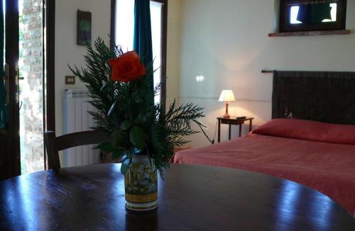 Castiglione del Lago House | poggio vaccaio depandance in piscina