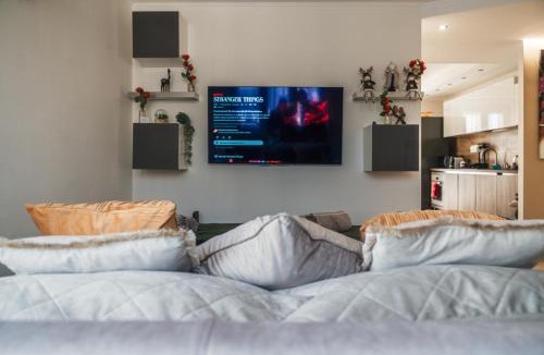 Cenisia Apartment | Polonghera Residence - Alps Skyline & Polytechnic