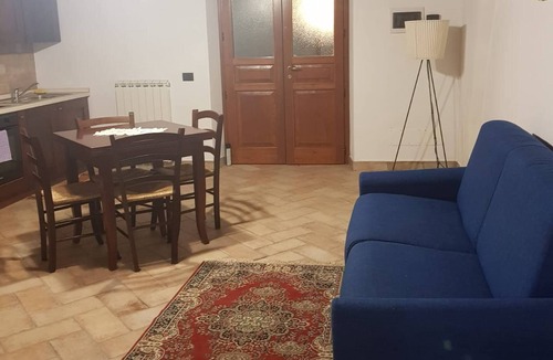 Fratta House | Portion of a farmhouse with 30 beds - 4 apartments and 2 rooms