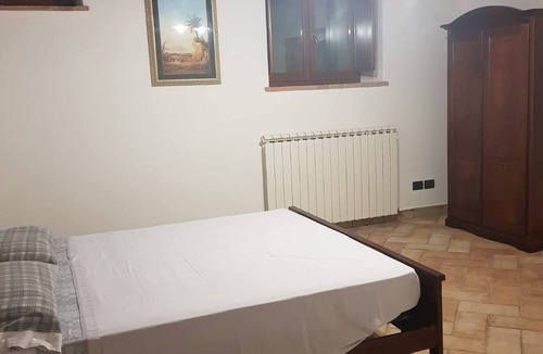 Fratta House | Portion of a farmhouse with 30 beds - 4 apartments and 2 rooms